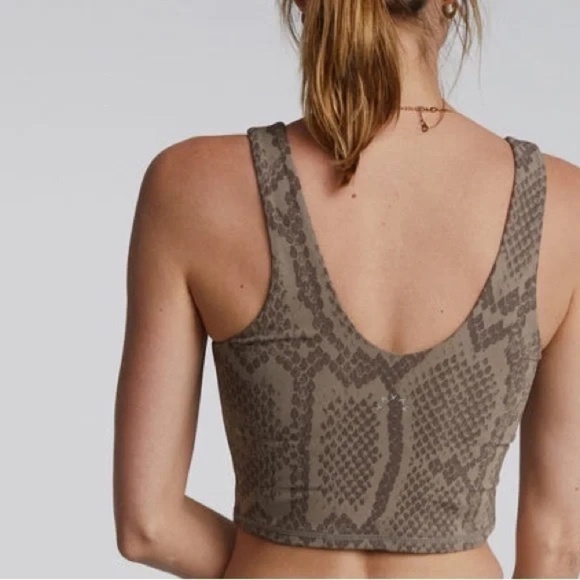 Varley - Lets Go Walker Bra Khaki Snake in S - Picture 7 of 7